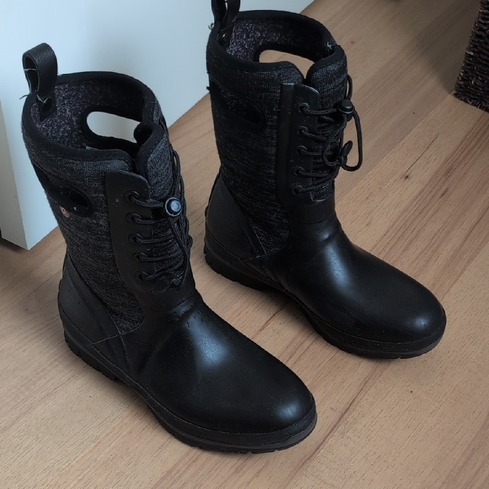 Women's Crandall Lace Up Bogs